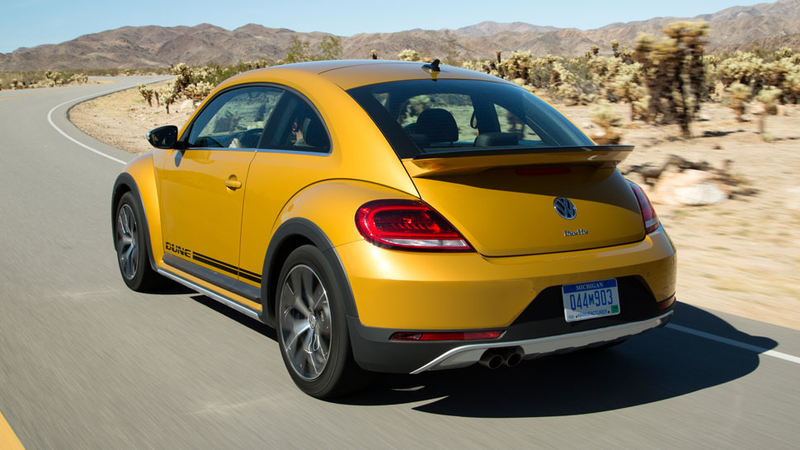Illustration for article titled The 2016 Volkswagen Beetle Dune Is Real And It's Coming To America